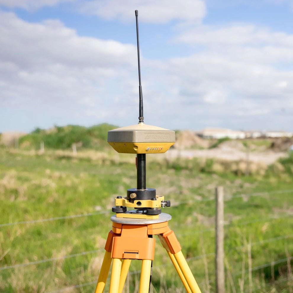 GPS and GNSS bases and rovers for infrastructure applications